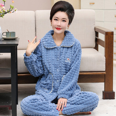 Moteriška dviejų dalių pižama su apykakle ir sagomis