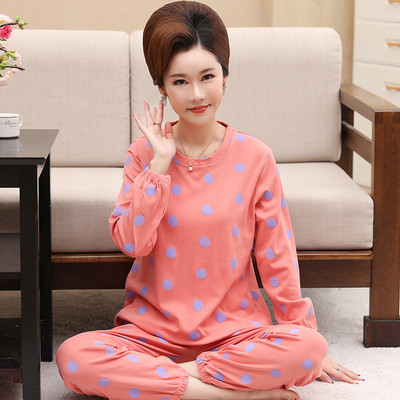 Pijamale de dama de toamna din doua piese cu decolteu oval, mai multe modele