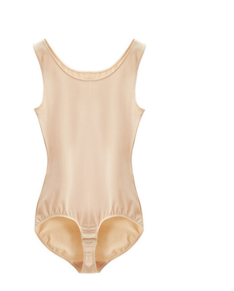 Letisztult modell női body ovális nyakkivágással