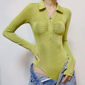 Ženski moderan bodi s klasičnim ovratnikom i gumbima