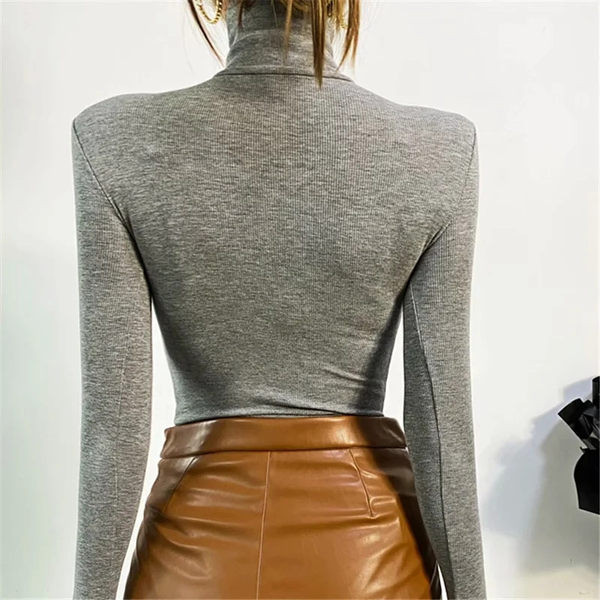 Sieviešu ikdienas bodijs ar augstu apkakli