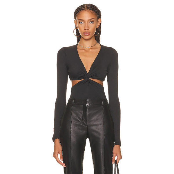 Body de damă modern, cu decolteu adânc și decupaje