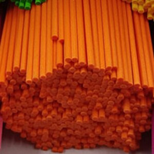 100tk 22cmx3mm värvilised kiudrotangist pulgad Lõhnaõli Õliroo hajutipulgad kodukaunistuseks Õhuvärskendaja täitepulgad