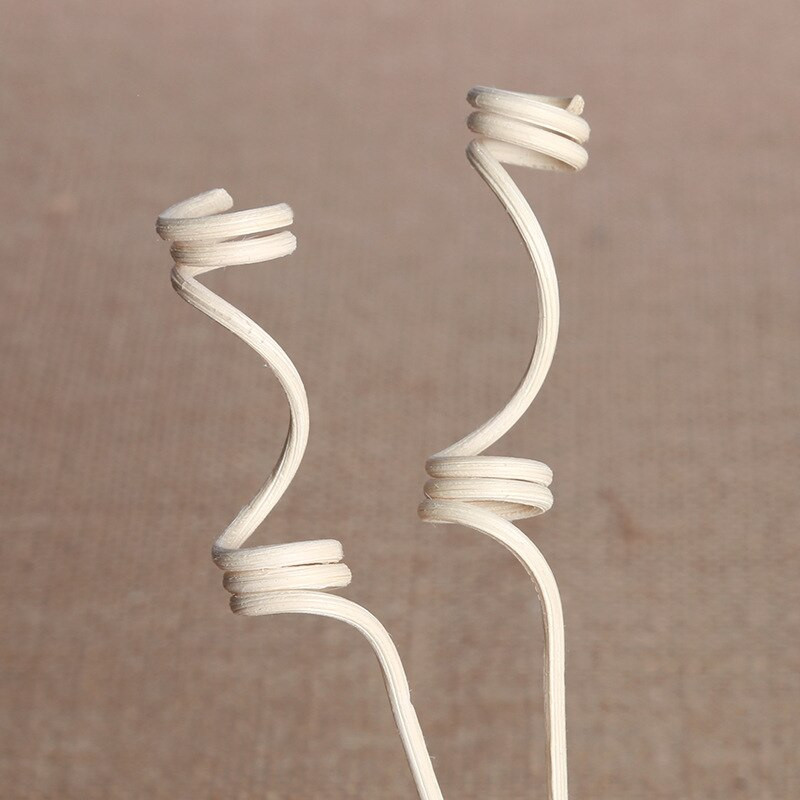 50 vnt Aromaterapijos difuzoriaus lazdelės Banguotos rotango nendrių kvapų difuzoriaus pakeitimas papildymo lazdelės Oro gaiviklio papildymo lazdelės