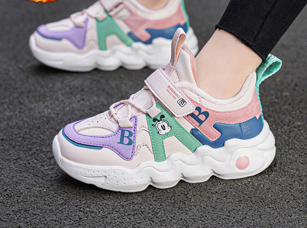 Odiniai vaikiški sportbačiai mergaitėms su aplikacija ir užrašu