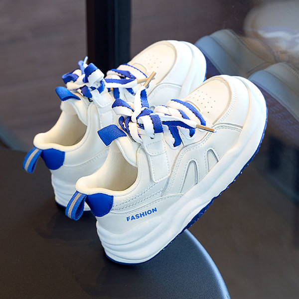 Kožne tenisice na vezanje za djevojčice s ravnim potplatom