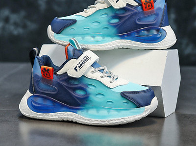 Dječje tenisice za dječake sa natpisom