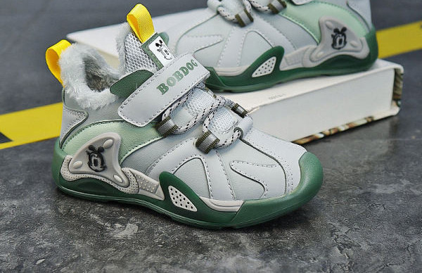 Dječje tenisice za dječake s paperjem