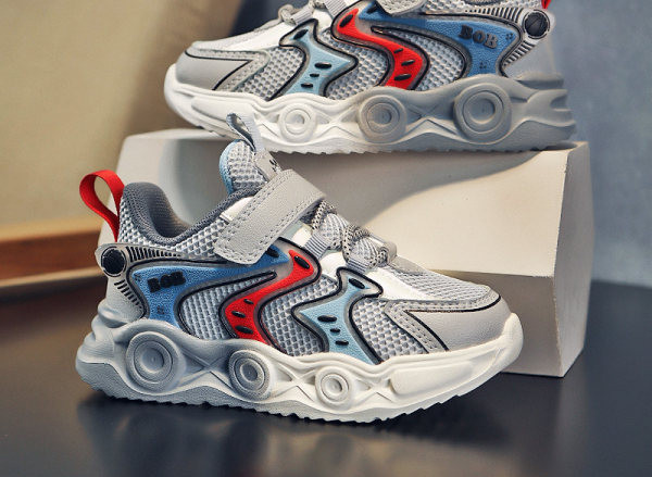 Tenisice za djevojčice s 3D elementom