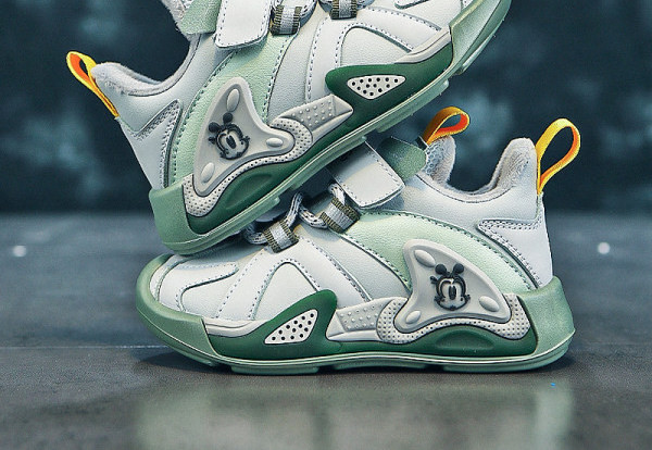 Dječje tenisice za dječake - sa natpisom