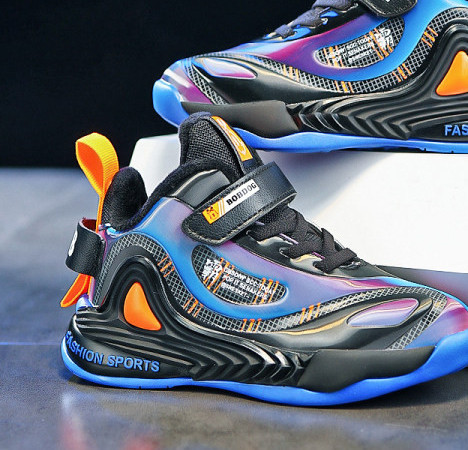 Dječje tenisice za dječake sa zakrpama