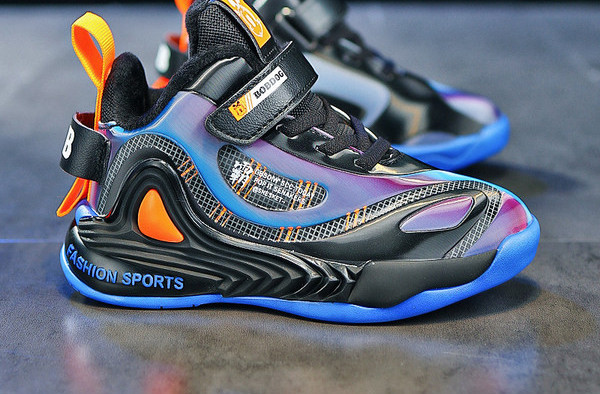 Dječje tenisice za dječake sa zakrpama