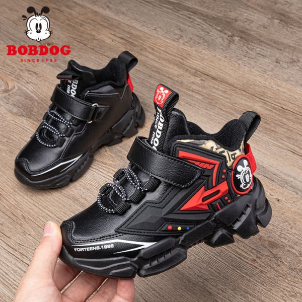 Novi model dječjih tenisica za dječake sa 3D elementima