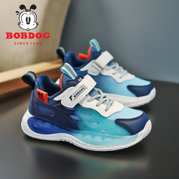 Moderne dječje tenisice s čičak zakrpom za dječake