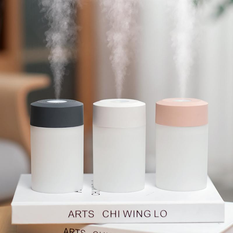 Umidificator de aer cu ultrasunete USB Lampă LED Mini difuzor de uleiuri esențiale Purificator de mașină Producător de ceață de anioni cu lumină romantică Instrumente pentru casă