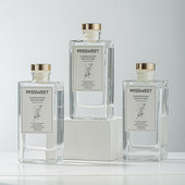 200 ml-es otthoni illatolaj szett Glass Reed diffúzor flakon fekete rattan rudak füstölő Hilton Gardenia Shangri-la Osmanthus