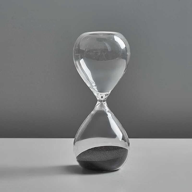 Stikliniai smėlio laikrodžio papuošalai, kūrybinga asmenybė, paprasti ir modernūs papuošalai, laikmačio amatai