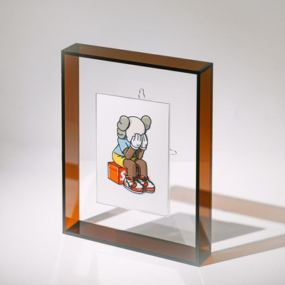 Kūrybingas paprastas mielas akrilo darbalaukio skaidrus ekrano stovas, kvadratinis spalvotas nuotraukų rėmelis horizontaliai vertikaliai įrėmintas sienų menas