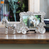 Rame foto clasice cu cărucior de cai de 5 inchi pentru poza Cadru foto european din metal Decor pentru masă Cadouri de nuntă de aniversare Cutie cu umbre