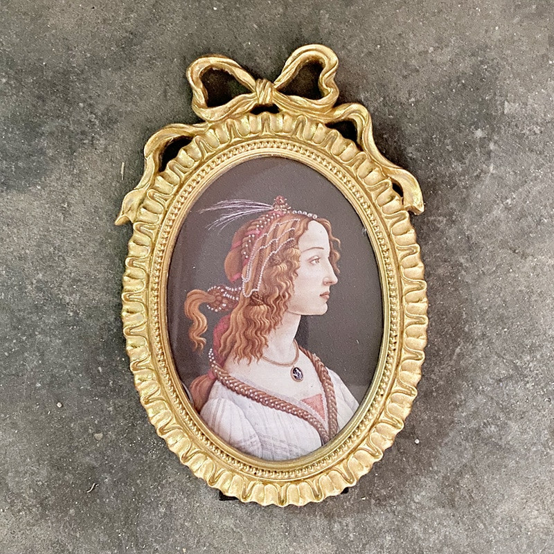 Senovinis auksinis nuotraukų rėmelis su „Bowknot“ retro ornamentu reljefiniu derva „Portafotos“ laisvai stovintis nuotraukų albumas, namų dekoravimas