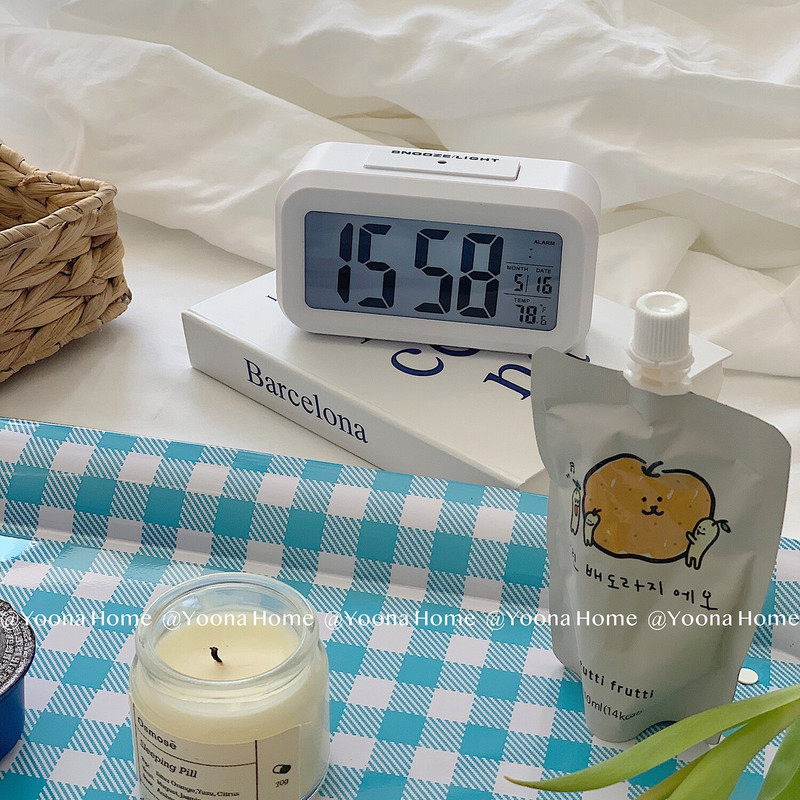 Stalo laikrodžio temperatūros kalendoriaus ekranas Korėjos stalo laikrodis Studentų stalo laikrodis Baltas žadintuvas prie lovos išmanusis elektroninis laikrodis