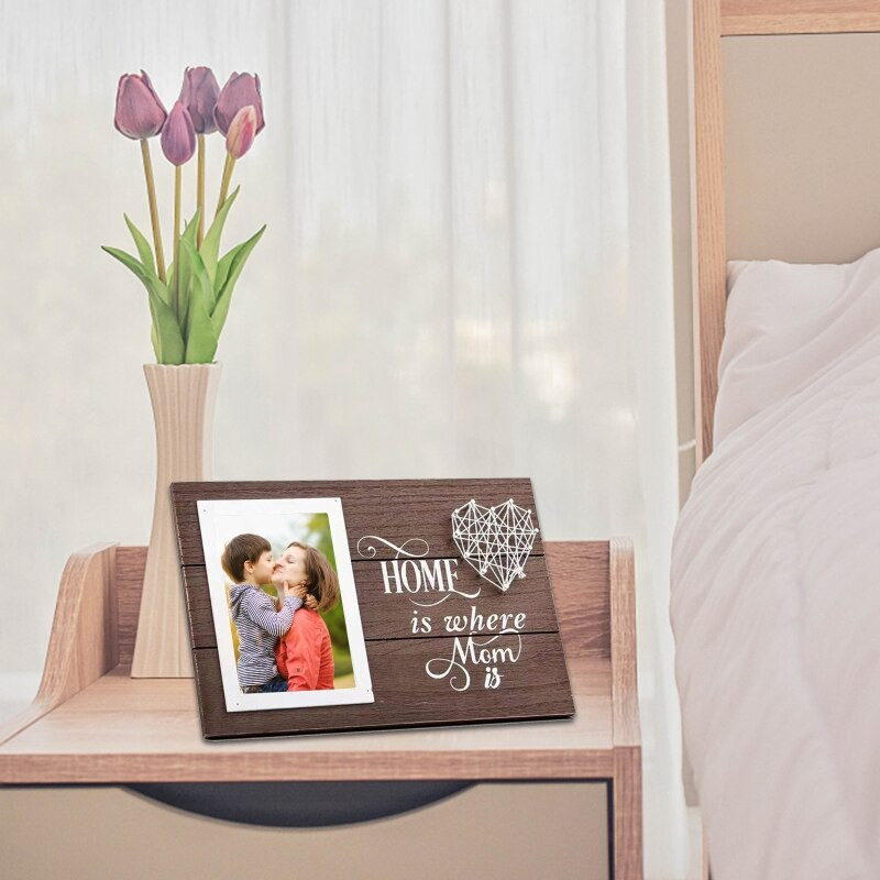 Ramă foto în formă de inimă de dragoste din lemn. Acasă este locul în care mama în suport de imagine pentru ziua mamei, cadou mamei, consumabile pentru decorarea peretelui.