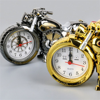 Ретро мотоциклет Винтидж часовник Модна личност Пластмасов античен часовник Настолни орнаменти Творчески часовник Подарък Декорации за дома