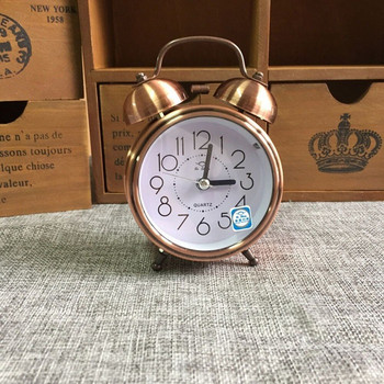 Античен ретро заглушен будилник Часовник с нощна светлина Обикновен домашен студентски подарък Метален