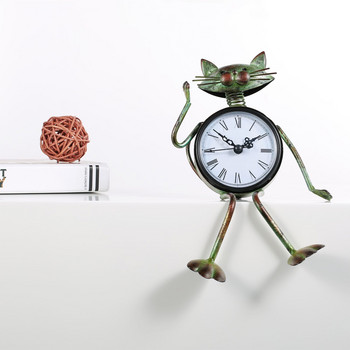 Tooarts Котешки часовник Ръчно изработена винтидж метална желязна фигурка на котка Заглушен настолен часовник Практичен часовник Една AA батерия (не е включена)