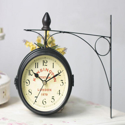 Double-sided Wal Clock Retro Clock for Home Living Room Decoration