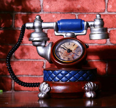 Retro Vintage telefonmodell Vintage lakberendezési dekoráció Retro elegáns stílusú éjjeli óra Lakásbútor Asztali óra 17*19*14cm