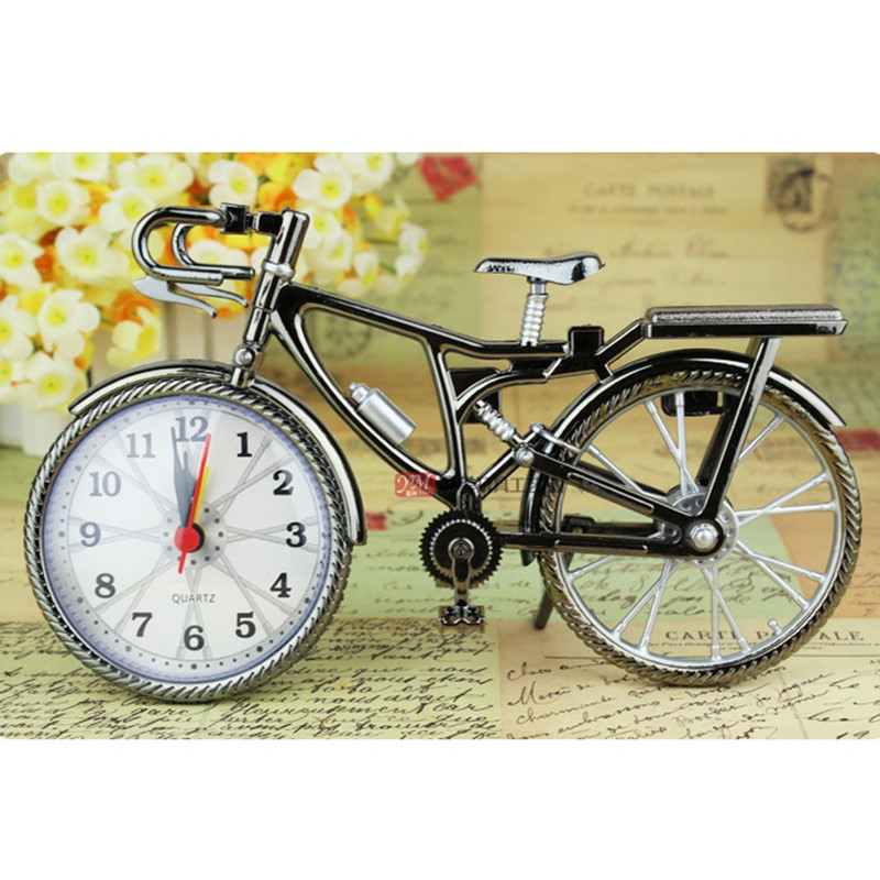 Ceas cu alarmă de masă creativ, cu cifre arabe de epocă, în formă de bicicletă, decor pentru casă, pentru decorarea camerei, pentru birou. Artizanat