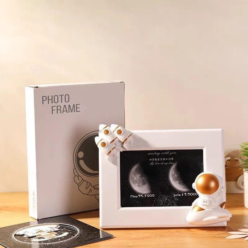Creative Astronaut Series Photo Home Frame Ornament Decoratiuni pentru birou Camera copiilor Rama foto Rama foto cu desene animate de mare valoare
