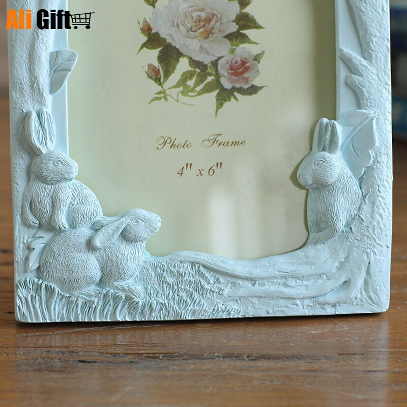 Parduodu naujausius kūrybinius nuotraukų rėmelius 6 colių trijų triušių su derva nuotraukų rėmeliu Triušio medžio dažyti namų apyvokos papuošalai