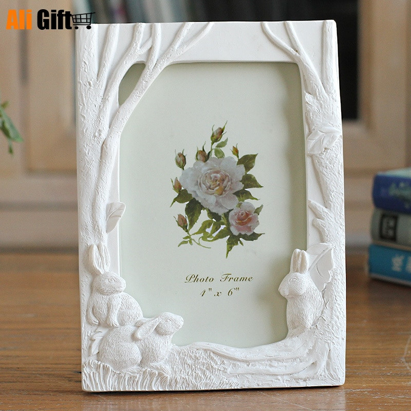 Parduodu naujausius kūrybinius nuotraukų rėmelius 6 colių trijų triušių su derva nuotraukų rėmeliu Triušio medžio dažyti namų apyvokos papuošalai