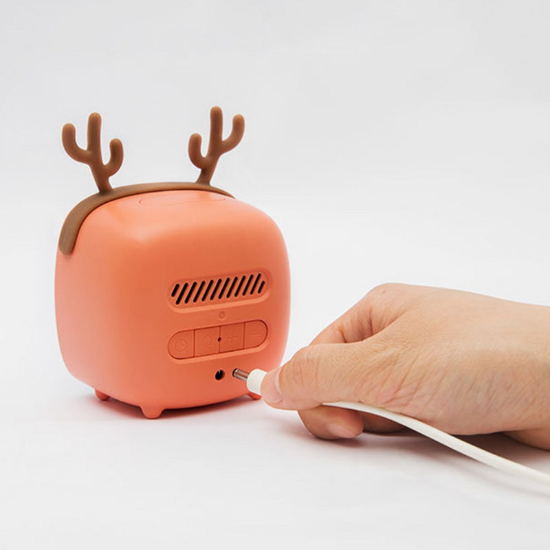 A legújabb mini hordozható rajzfilm, nyúlfül alakú, újratölthető digitális kijelzős LED-es éjszakai ébresztőóra háttérvilágítású lakberendezéssel