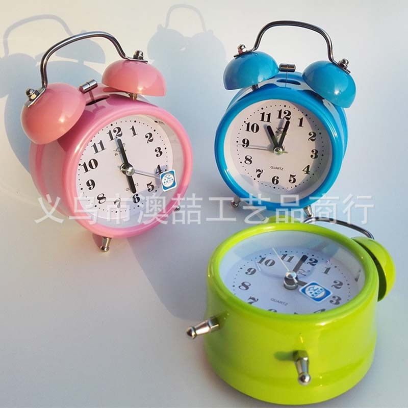 Kvadratinės širdies formos varpelio žadintuvas be tiksėjimo Dviejų varpelių žadintuvas su naktiniu apšvietimu, skirtas vaikams, mergaitėms, miegamojo namų dekoras 1 vnt.