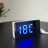 Elektroninis laikrodis Skaitmeninis stalas Miegamojo apdaila Mini žadintuvas Sienos namų dekoras Svetainės LED veidrodis Rašomasis stalas Namų baldai