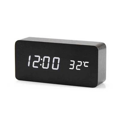 Fából készült digitális LED ébresztőóra hangvezérlés USB/AAA tápellátású elektronikus asztali óra többfunkciós hőmérsékletű asztali óra dekoráció
