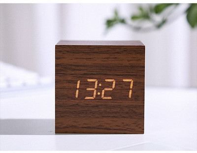 Ceas deșteptător LED Ceas de masă digital din lemn cu control vocal Despertador din lemn Ceasuri electronice de birou alimentate prin USB/AAA