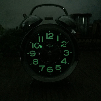 Μεγάλο ηχητικό μεταλλικό ξυπνητήρι Ρολόι κουδουνίσματος δίπλα στο κρεβάτι με λειτουργία νυχτερινού φωτός Vintage Μοναδικό φωτεινό ρολόι αριθμών