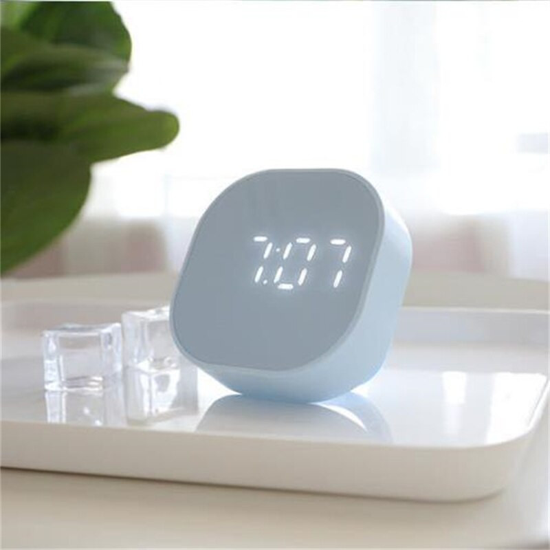 Elektronikus négyzet alakú csendes éjjeli ébresztőóra Intelligens hőmérséklet-érzékelő mágneses vonzerő íróasztali óra Lakásdekoráció