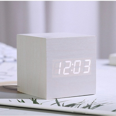 Daugiafunkcis kvadratinis skaitmeninis LED laikrodis žadintuvas medinis retro švytintis laikrodis darbalaukis stalo dekoras valdymo balsu snaudimo funkcijos įrankiai