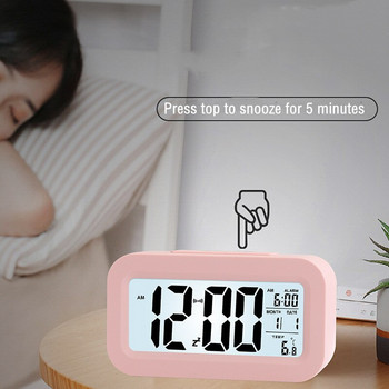 Επαναφορτιζόμενο ψηφιακό ξυπνητήρι με οπίσθιο φωτισμό Αναβολή σίγασης Ημερολόγιο Αυτόματη μείωση φωτεινότητας Επιτραπέζια ρολόγια 12/24 ωρών Ηλεκτρονικό ρολόι LED