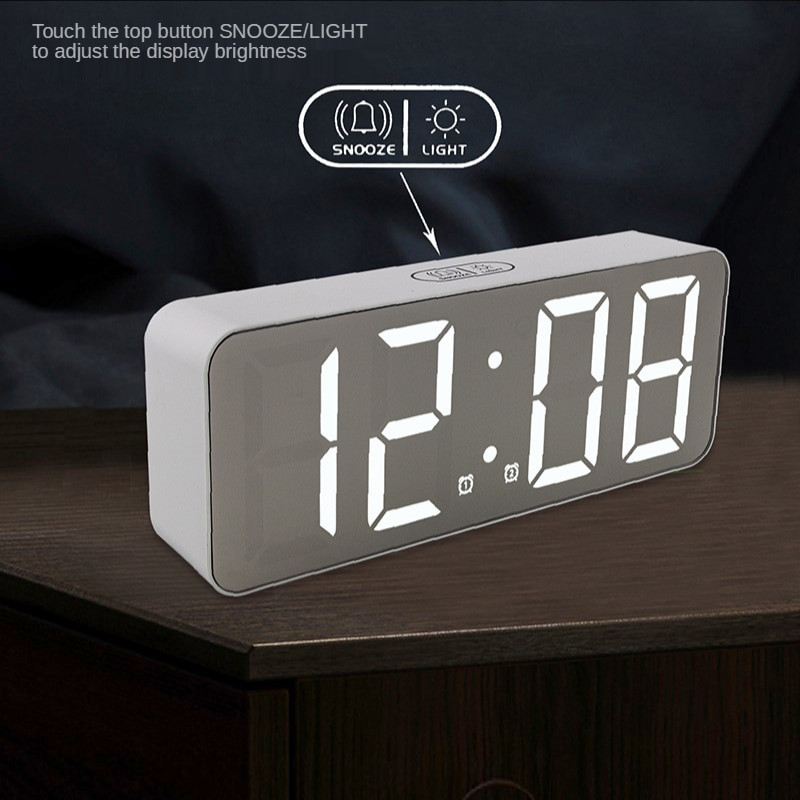 Ceas cu alarmă digital cu iluminare din spate Snooze Ceas electronic cu LED-uri de masă Ceasuri de birou pentru decorarea casei pentru afișarea temperaturii dormitorului
