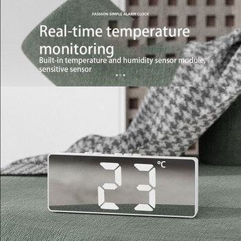 Επιτραπέζιο ρολόι Ditigal Φωνητικός έλεγχος Ψηφιακό Ξυπνητήρι Θερμοκρασία Αναβολή Ξυπνητήρι Επιτραπέζιο Ρολόι Σίγαση Ρολόγια LED Ρολόι Ηλεκτρονικό Ρολόι