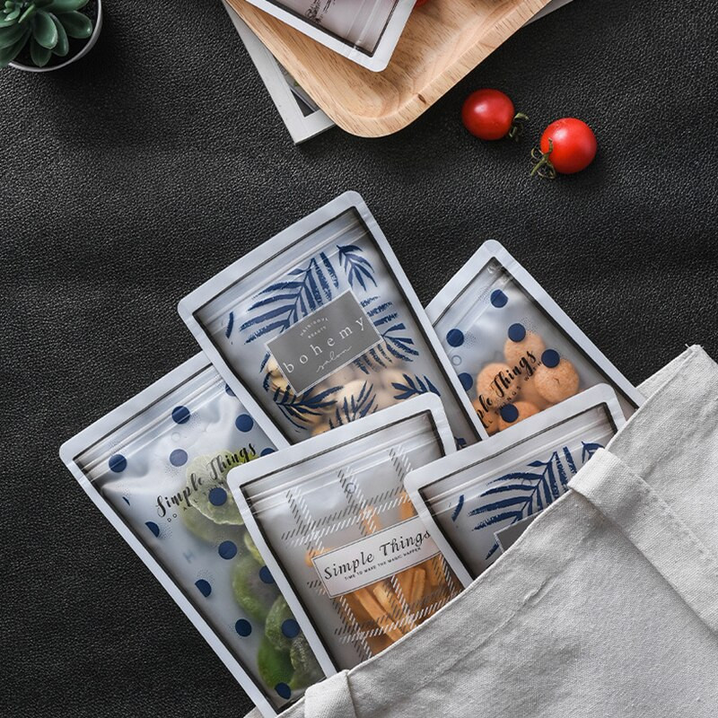 4 DB / 8 DB / 12 DB Snack tároló táska Háztartási hordozható nedvességálló keksz cukorka gyümölcs zárt tároló Utazási élelmiszer választék