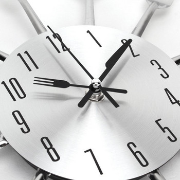 Прибори за хранене Метален кухненски стенен часовник Лъжица Вилица Творчески кварцови стенни часовници Модерен дизайн Декоративни Horloge Murale Гореща разпродажба