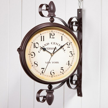 Ретро двустранно въртящ се стенен часовник Метален висящ часовник Декорация на открито/дома/градина Европейски часовник подарък Монтиран на стена+скоба