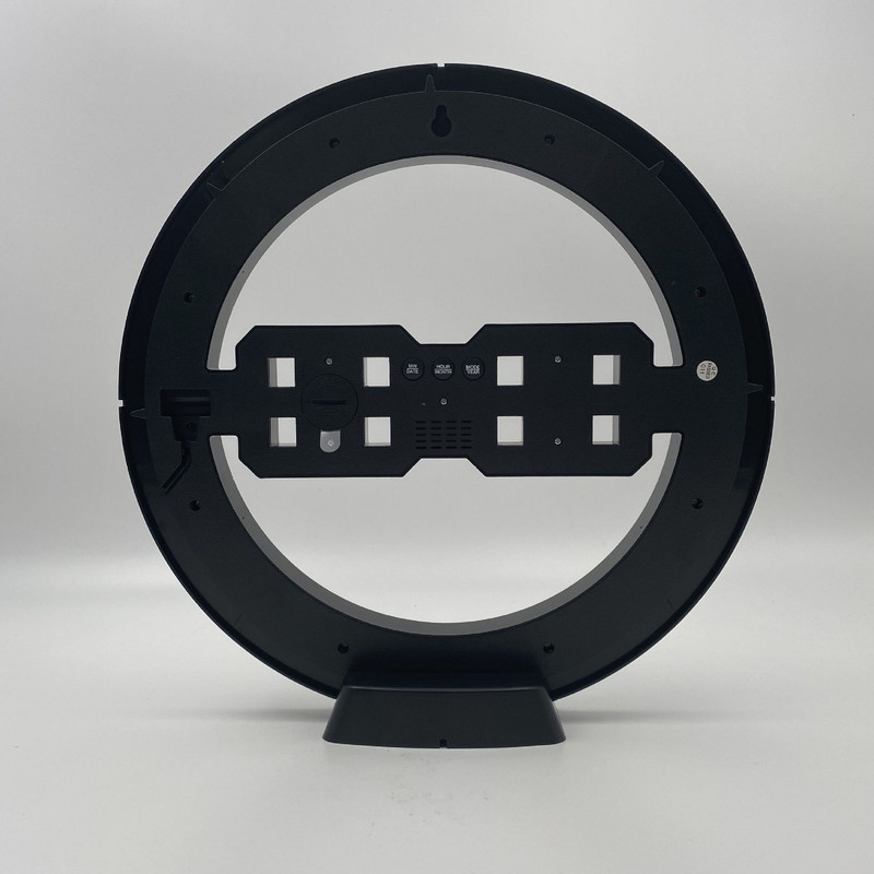 LED 3D technologija Šviečiantis skaitmeninis elektroninis nutildymas sieninis laikrodis Temperatūra Data Daugiafunkcis šuolis Antras laikrodis Namų dekoravimas